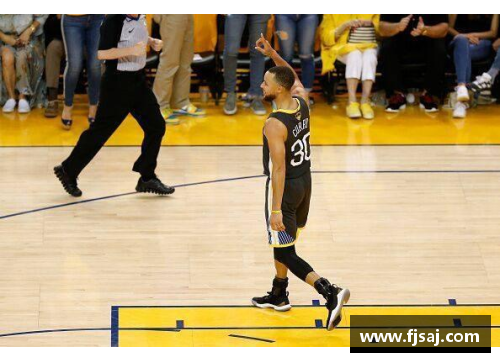 太阳成集团tyc7111cc官方网站库里与勇士再现辉煌：NBA新季冠军路在何方